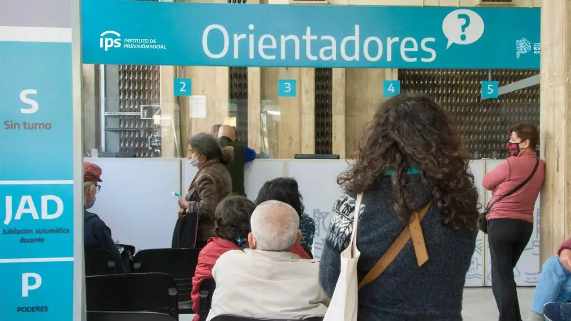 Imagen destacada del artículo Cómo realizar el cambio de banco para el cobro de haberes de jubilados y pensionados del IPS en español rioplatense