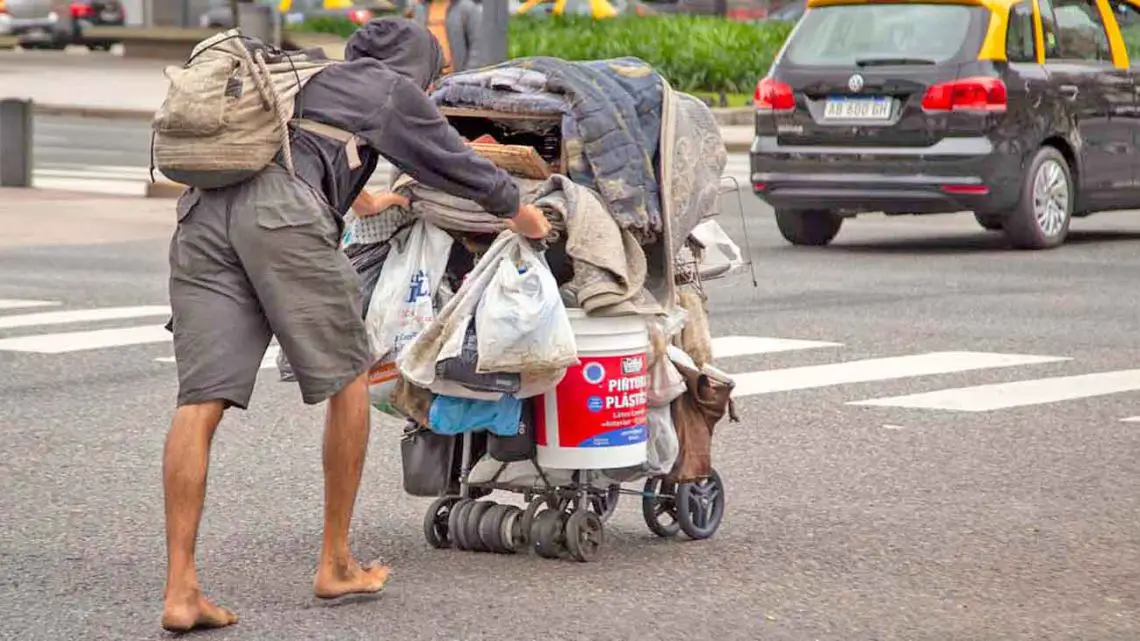 Imagen destacada del artículo Se estima que un 43% de la población vive en la pobreza: un total de 12,5 millones de personas
