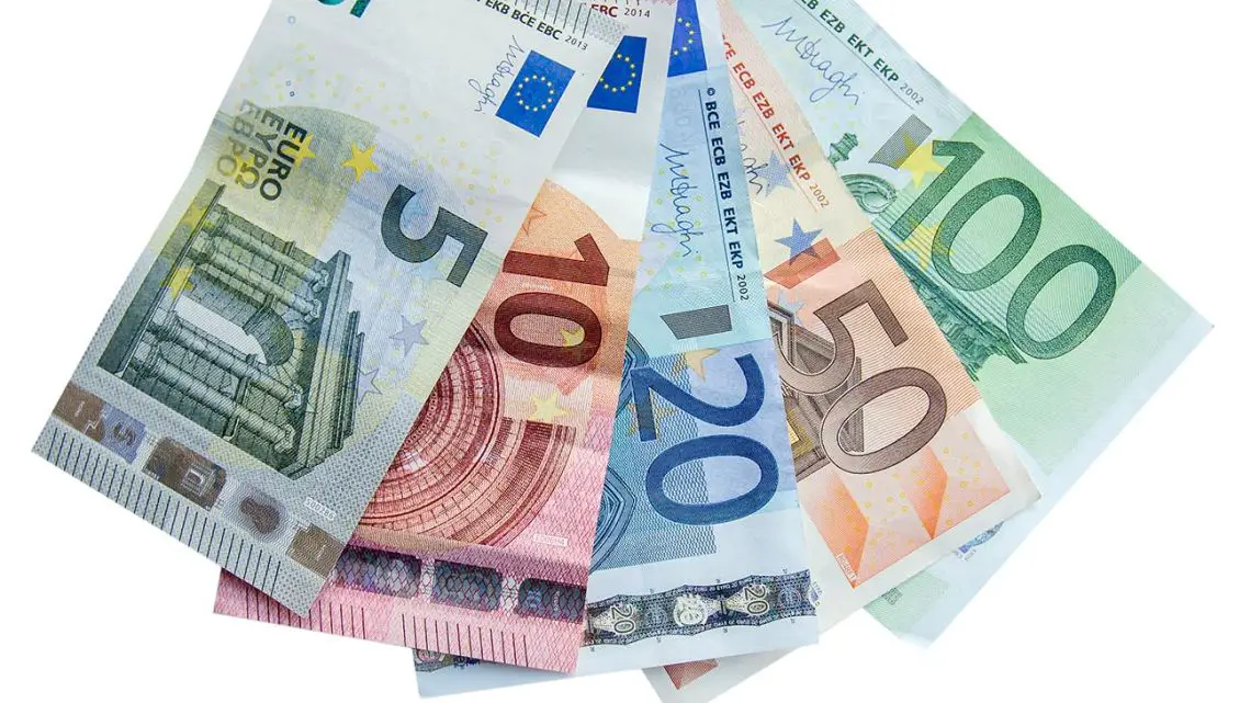 Imagen destacada del artículo El valor del euro en el mercado negro el jueves 24 de agosto de 2023