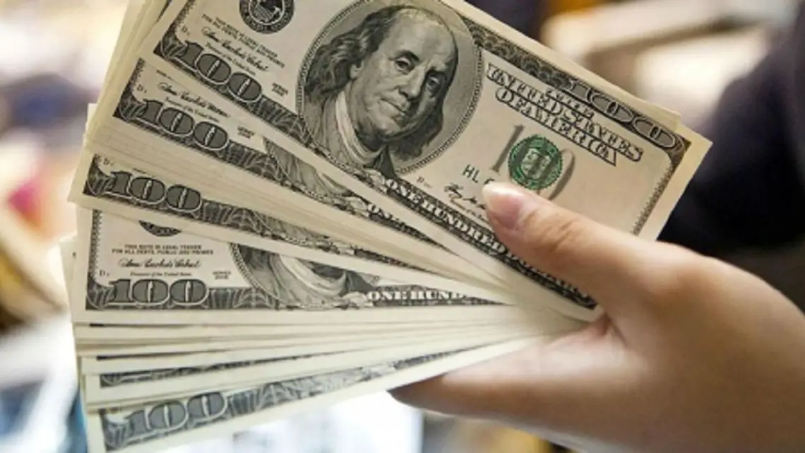 Imagen destacada del artículo Promesa de Sergio Massa: dólar oficial se mantendrá estable en $350 hasta mediados de noviembre