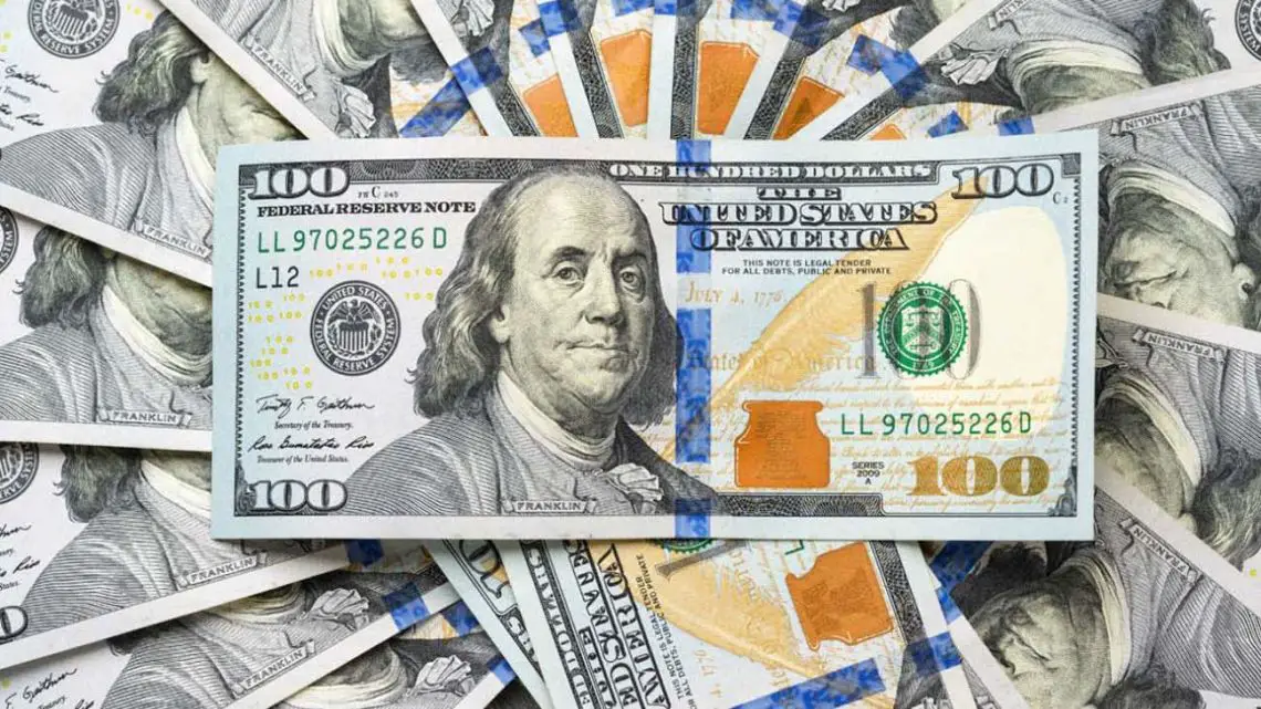 Imagen destacada del artículo Acciones del dólar blue en tiempo real: seguimiento de la cotización este lunes 28 de agosto de 2023