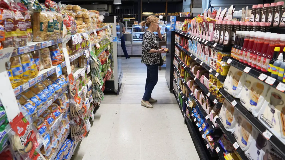 Imagen destacada del artículo La subida de precios en productos alimenticios podría llegar al 9% para el mes de agosto
