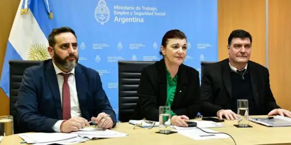 Convocatoria oficial del Gobierno al Consejo del Salario para el 27 de septiembre en Argentina rioplatense